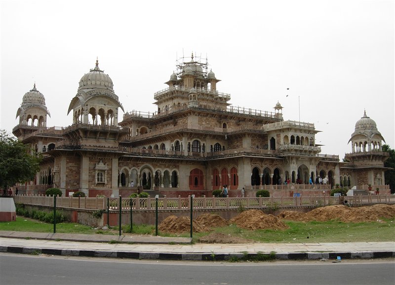 चित्र:Albert-Hall-Museum-Jaipur.jpg