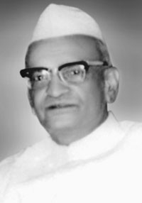 द्वारका प्रसाद मिश्रा