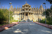 Ranakpur-Jain-Temple-4.jpg