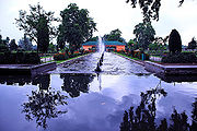 Shalimar-Bagh-Srinagar-1.jpg