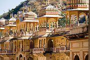 Galta-Monkey-Temple.jpg