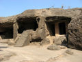 महाकाली गुफाएं, मुंबई